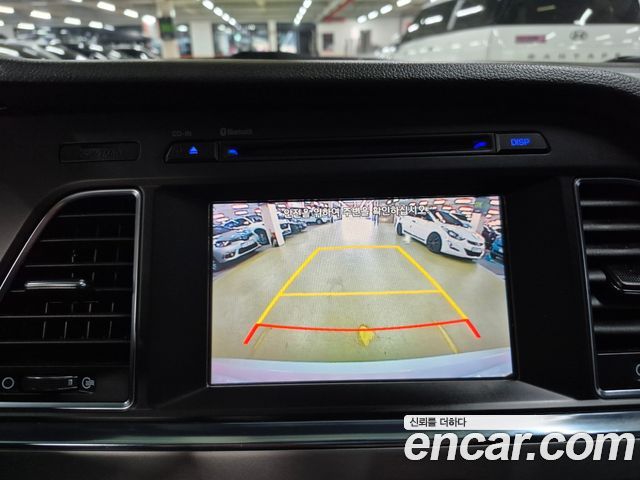 Hyundai Sonata (LF) 2.0 Smart 2015 — фото 16