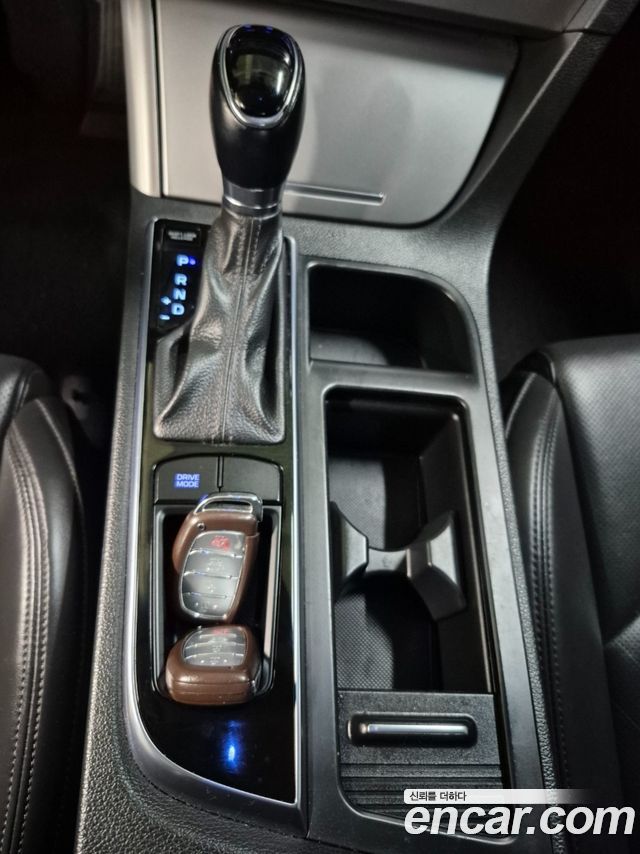 Hyundai Sonata (LF) 2.0 Smart 2015 — фото 20