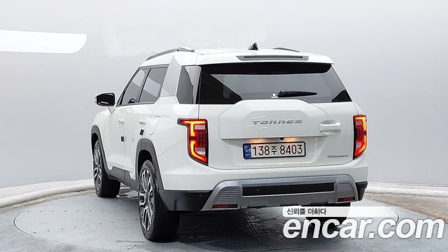 KG Mobility (SsangYong) Torres Gasoline 1.5 2WD T7 2024 — фото 2