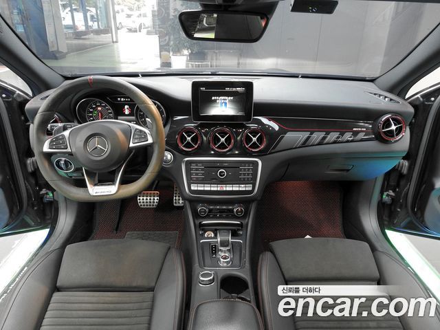 Mercedes-Benz GLA-Class (X156) GLA45 AMG 4MATIC 2018 — фото 7