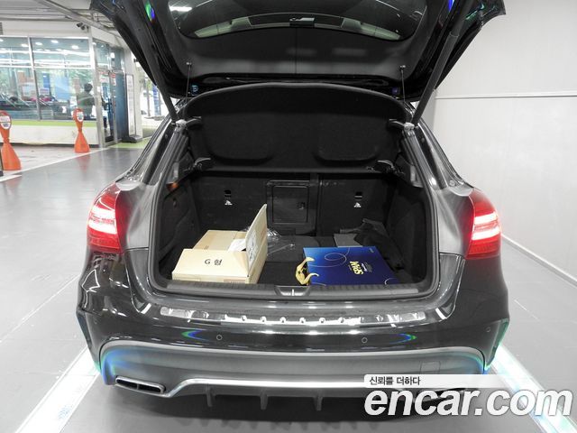 Mercedes-Benz GLA-Class (X156) GLA45 AMG 4MATIC 2018 — фото 23