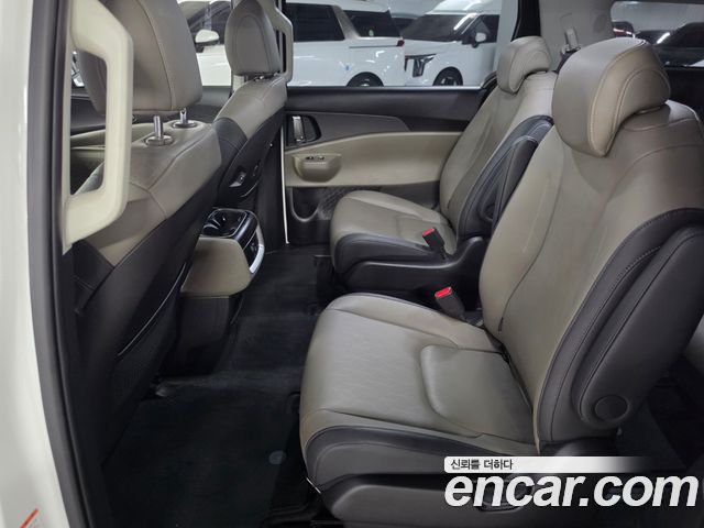 Kia Carnival (IV) HEV 9 seater Prestige 2025 — фото 16