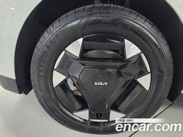 Kia Carnival (IV) HEV 9 seater Prestige 2025 — фото 19