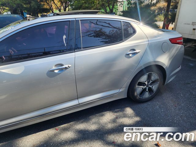 Kia K5 Hybrid Noblesse 2012 — фото 3