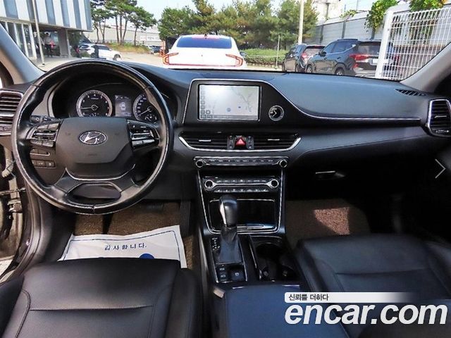 Hyundai Grandeur (IG) 3.0 Modren Basic (Rental car) 2018 — фото 7