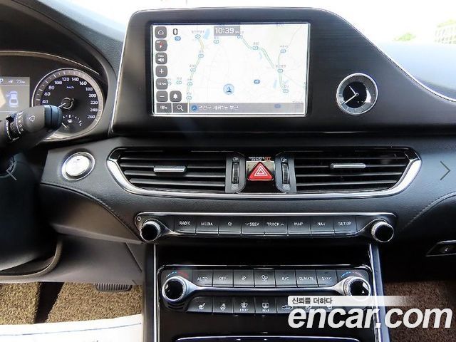 Hyundai Grandeur (IG) 3.0 Modren Basic (Rental car) 2018 — фото 17