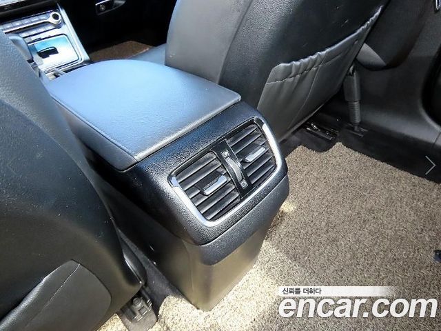 Hyundai Grandeur (IG) 3.0 Modren Basic (Rental car) 2018 — фото 21