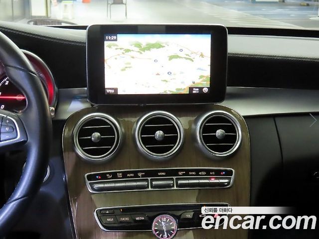 Mercedes-Benz C-Class (W205) C220 d Exclusive 2017 — фото 15