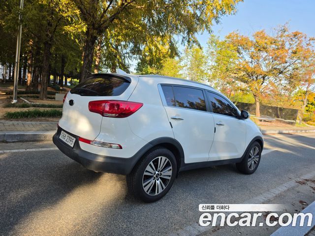 Kia Sportage R Diesel 4WD Noblesse 2014 — фото 4