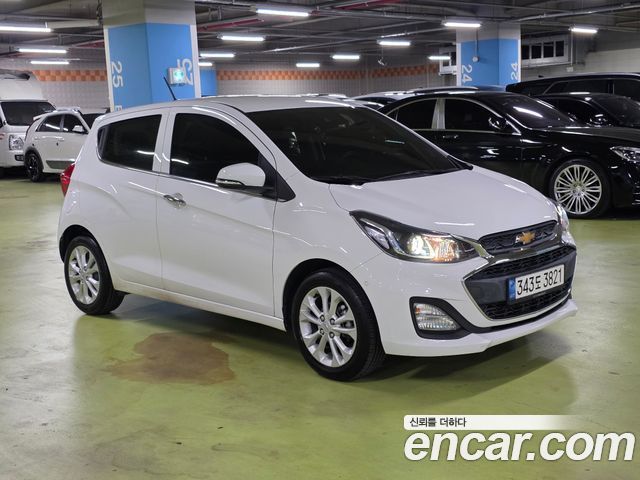 Chevrolet Spark Premier 2022 — фото 2