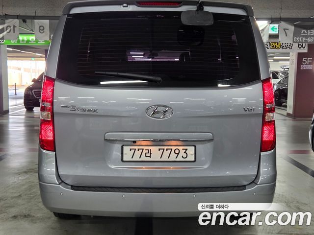 Hyundai Grand Starex 12-Seater Wagon Modern 2017 — фото 5