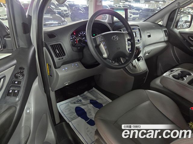 Hyundai Grand Starex 12-Seater Wagon Modern 2017 — фото 9