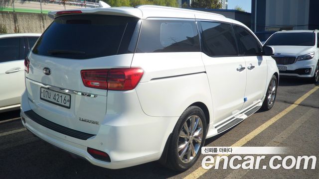Kia Carnival 7-Seater Limousine President 2019 — фото 4