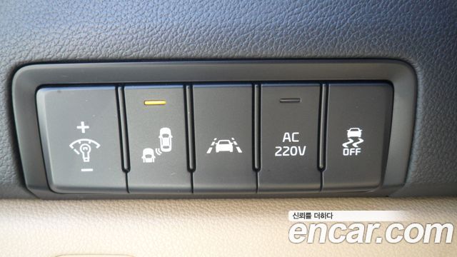 Kia Carnival 7-Seater Limousine President 2019 — фото 15