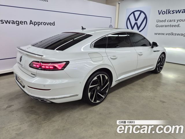 Volkswagen Arteon 2.0 TDI R-LIINE 4Motion 2023 — фото 2