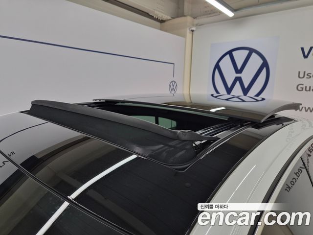 Volkswagen Arteon 2.0 TDI R-LIINE 4Motion 2023 — фото 18