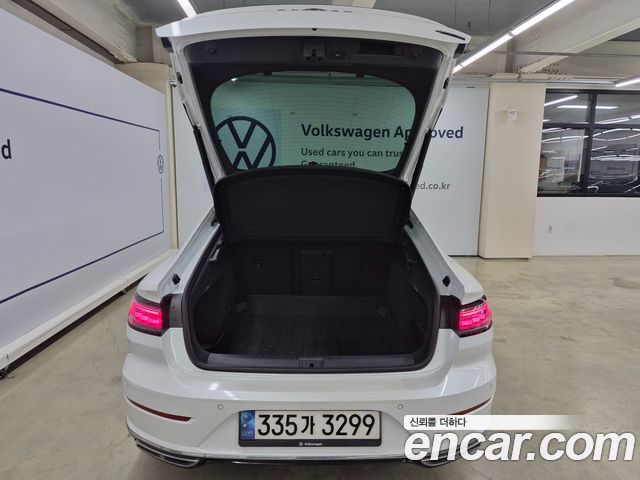 Volkswagen Arteon 2.0 TDI R-LIINE 4Motion 2023 — фото 24