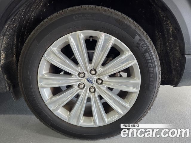 Ford Explorer (VI) 2.3 LimIted 4WD 2021 — фото 7