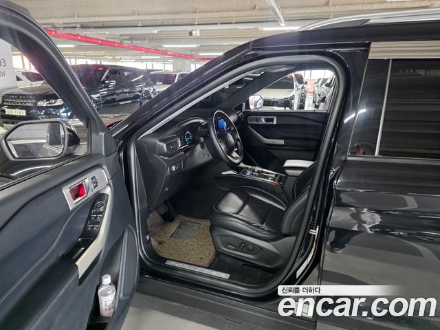 Ford Explorer (VI) 2.3 LimIted 4WD 2021 — фото 16