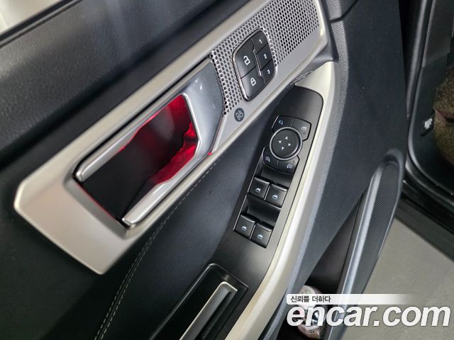 Ford Explorer (VI) 2.3 LimIted 4WD 2021 — фото 17