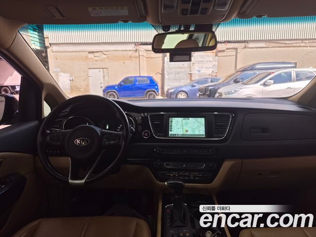 Kia Carnival 9-seater Noblesse 2018 — фото 7