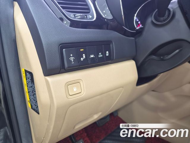 Kia Carnival 9-seater Noblesse 2018 — фото 17