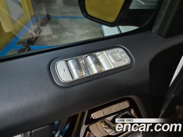Mercedes-Benz G-Class (W463b) G400d 2024 — фото 18