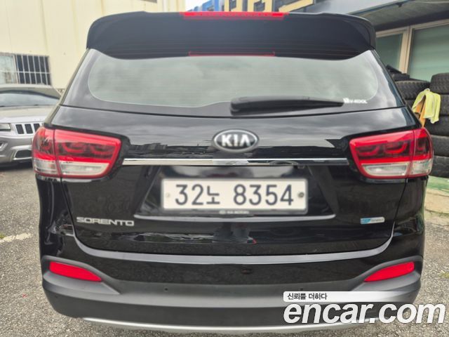 Kia Sorento Diesel 2.0 2WD Noblesse 2016 — фото 4