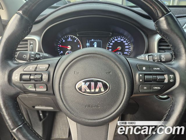 Kia Sorento Diesel 2.0 2WD Noblesse 2016 — фото 15