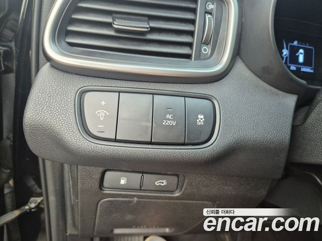 Kia Sorento Diesel 2.0 2WD Noblesse 2016 — фото 17