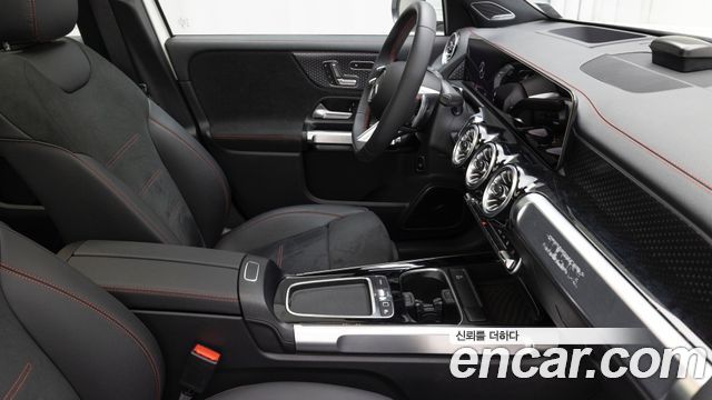 Mercedes-Benz EQB (X243) EQB300 4MATIC AMG Line 2026 — фото 9
