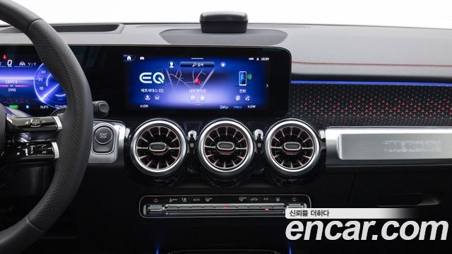 Mercedes-Benz EQB (X243) EQB300 4MATIC AMG Line 2026 — фото 20