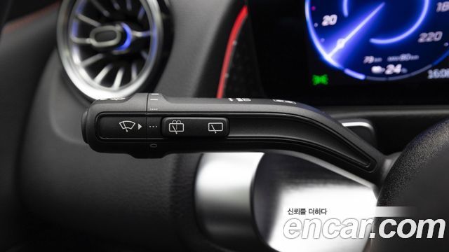Mercedes-Benz EQB (X243) EQB300 4MATIC AMG Line 2026 — фото 22