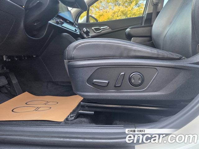 Kia Sportage (V) Diesel 2.0 2WD Prestige 2022 — фото 23