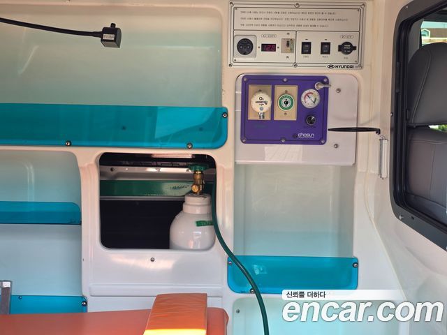 Hyundai Grand Starex Ambulance 2016 — фото 16