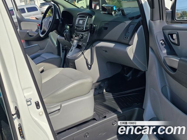 Hyundai Grand Starex Ambulance 2016 — фото 23