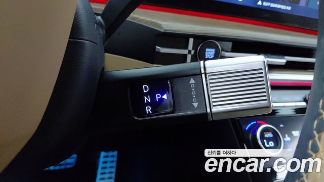 Hyundai Santa Fe (MX5) HEV 1.6 4WD Calligraphy 2024 — фото 17