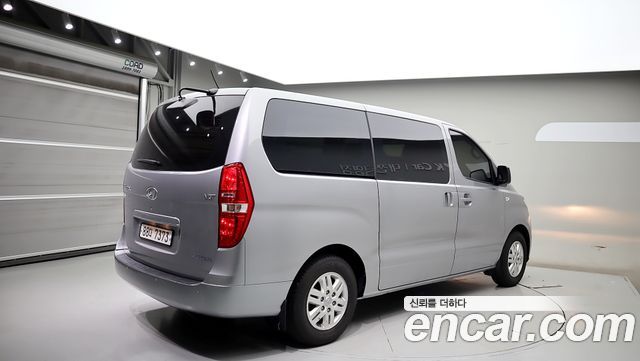 Hyundai Grand Starex Van 3-Seater Smart 2021 — фото 4
