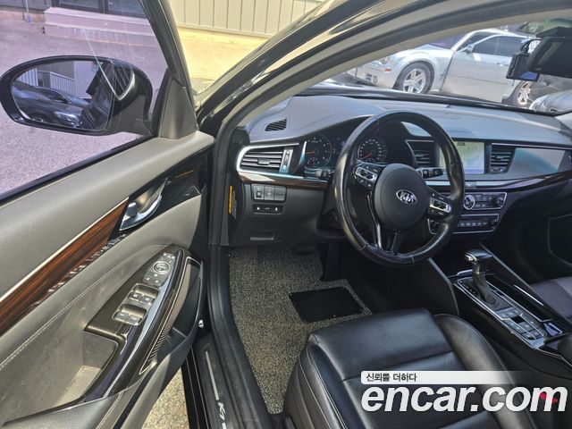 Kia K7 Premier 3.0 LPI Prestige 2019 — фото 16
