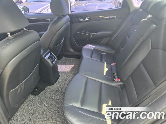 Kia K7 Premier 3.0 LPI Prestige 2019 — фото 17