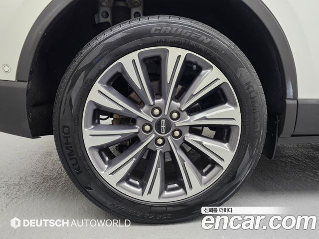 Lincoln Corsair 2.0 Reserve AWD 2022 — фото 5