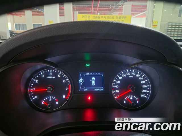 Kia K5 (II) LPI MX Prestige 2018 — фото 10