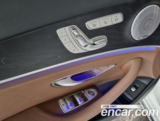 Mercedes-Benz E-Class (W213) E300 4MATIC Avnatgarde 2019 — фото 9