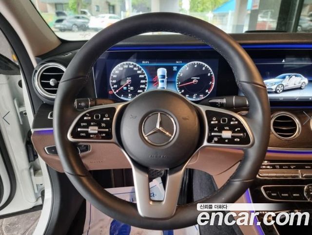 Mercedes-Benz E-Class (W213) E300 4MATIC Avnatgarde 2019 — фото 21