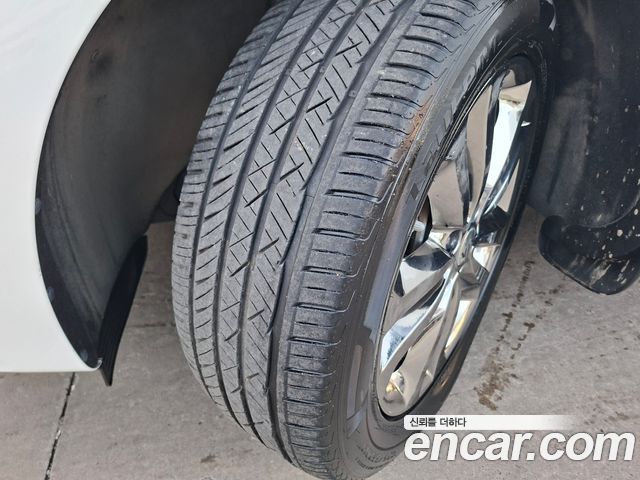 Kia Carnival 9-seater Prestige 2015 — фото 22