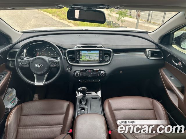 Kia Sorento Diesel 2.0 2WD Noblesse Special 2016 — фото 7