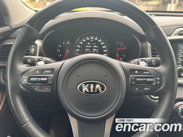 Kia Sorento Diesel 2.0 2WD Noblesse Special 2016 — фото 15