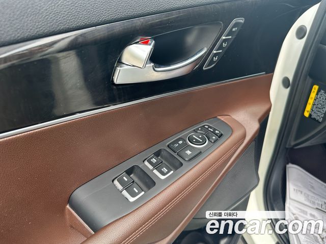 Kia Sorento Diesel 2.0 2WD Noblesse Special 2016 — фото 22