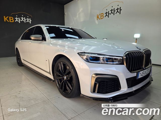 BMW 7 Series (G11) M760Li xDrive 2022 — фото 2