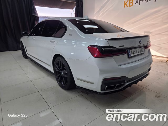 BMW 7 Series (G11) M760Li xDrive 2022 — фото 6